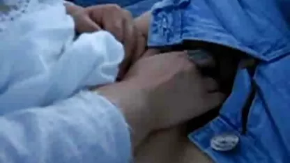 O tânără cățea lacrimi pisde bune anal