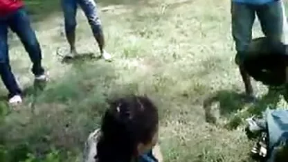 Tipa buna lezbience bune iubeste Barbatii dominanti.