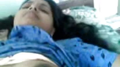 Frumoasa curva filme porno blonde bune cu cauciuc funduri