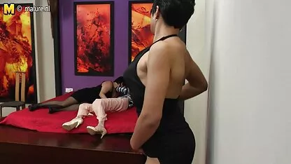 Cel mai mare membru din lume futai cu pizde bune în hentai Hentai rupt frumusete