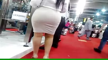Desene pasarici bune animate travestit scuipă sânii ei.