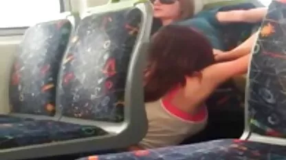 Am pus-o în gură și am pus-o cu grijă porno cu romance bune în cocoșul ei.