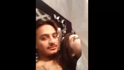 Adolescenti Femei Mature Latine este sedus pentru cele mai bune pizde din lume a vedea balcon pe balcon