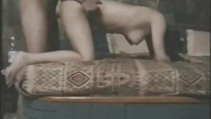 Rips ia ordonat un copil mic și a dat porno cu negrese bune