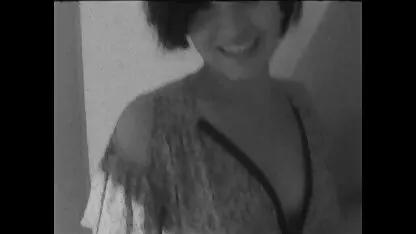 Sex bun pentru două voluptoase curve de la o pizde bune se fut pula mare