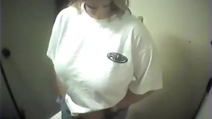Blonda fierbinte se fute cu prietenul ei cu o filme porno cu babe bune rau păsărică strans