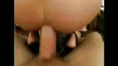 Seifurile sunt aruncate la pământ și încep să mănânce. filme porno cu gagici bune